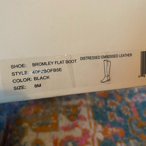 Gorgeous lightly used snake skin Michael Kors boot - Picture 6 of 6